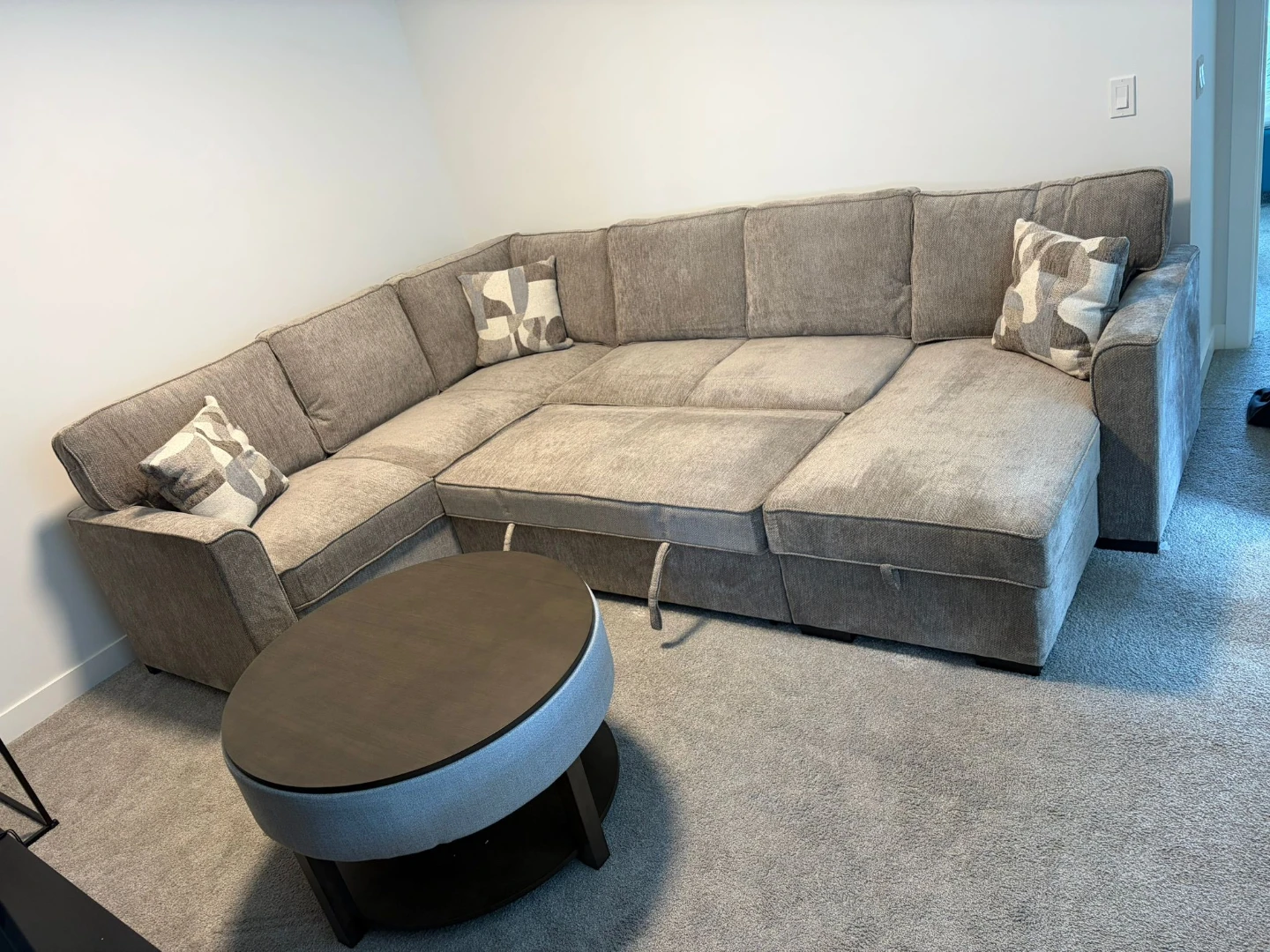 Grey Sectional Sofa with Chaise