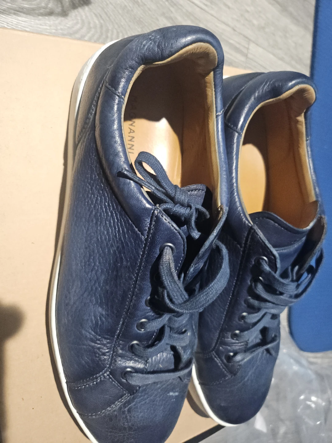 Magnanni Leather Sneakers Size 11 Navy
