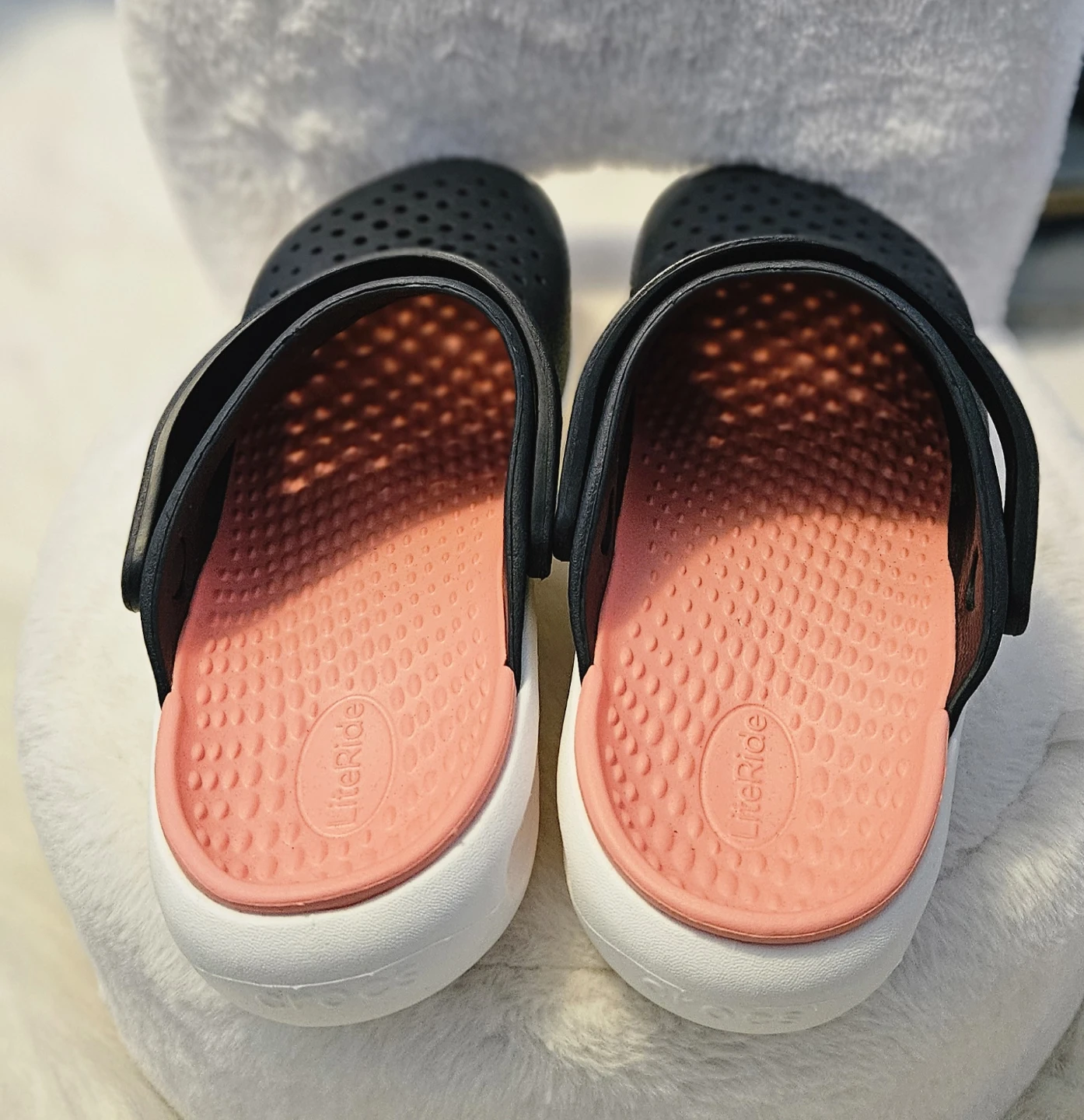 Crocs LiteRide Clogs - Black/Coral - photo 4