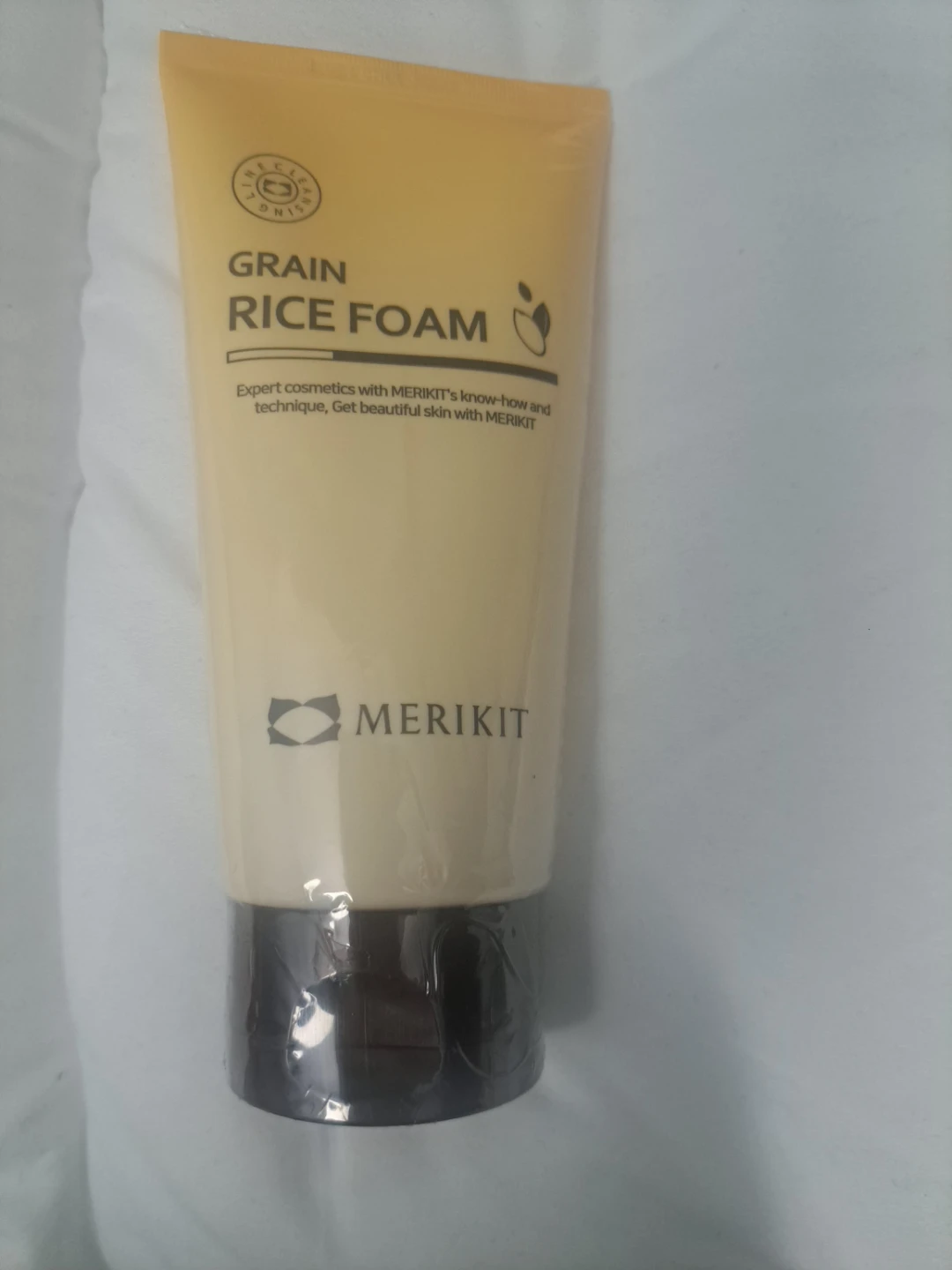MERIKIT Grain Rice Foam Cleanser new and sealed