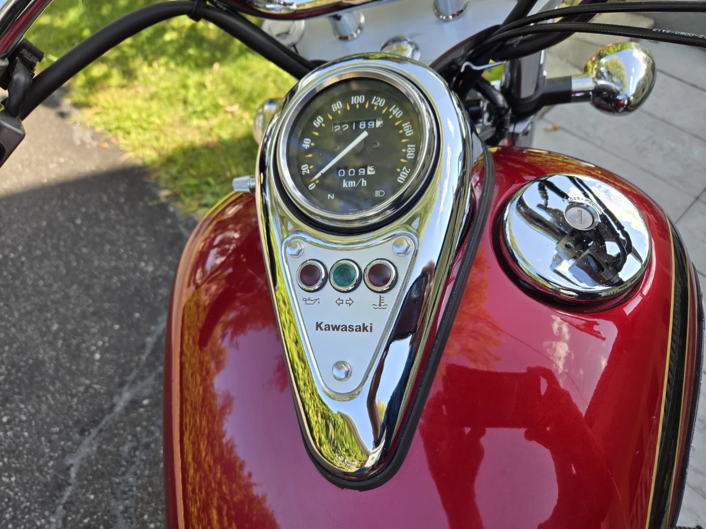 Kawasaki Vulcan 500 Motorcycle - photo 3