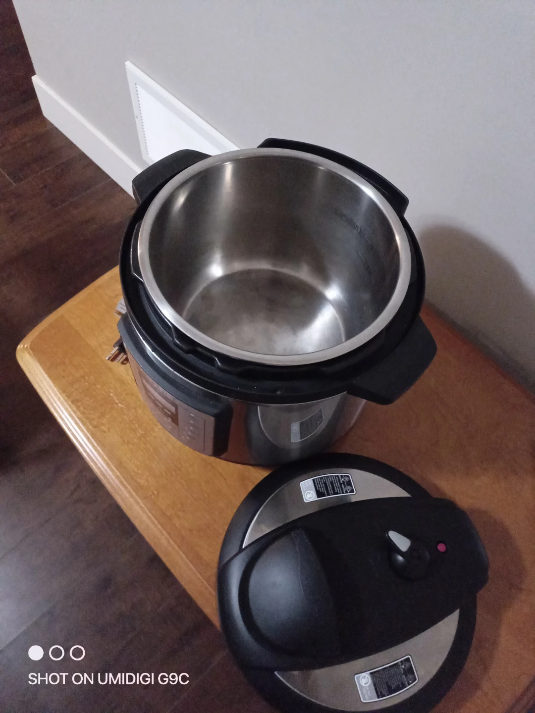 Instant Pot Duo Plus 6 Quart Multi-Use Pressure Cooker - photo 2