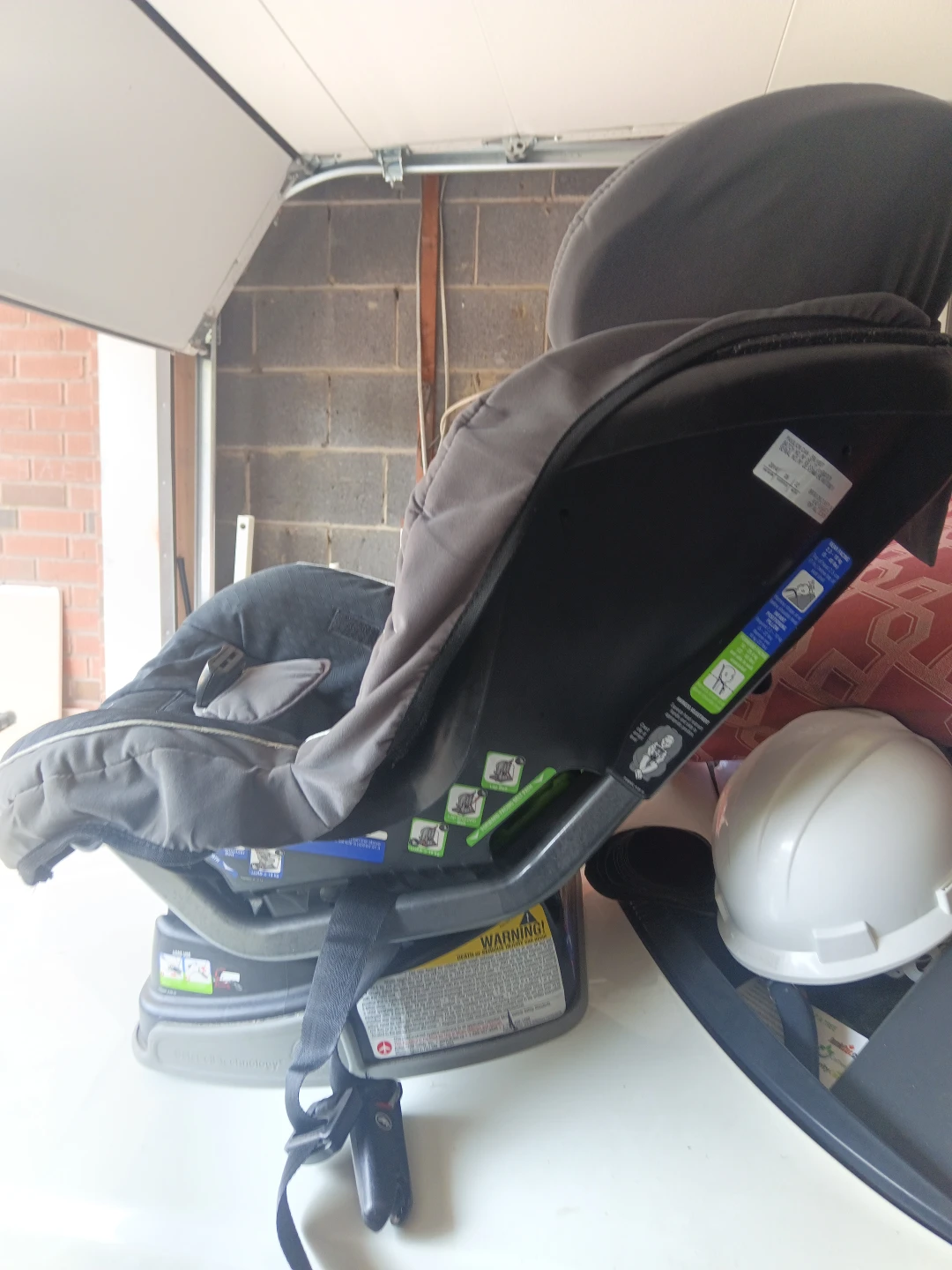 Britax Click & Go Infant Car Seat Base - photo 4