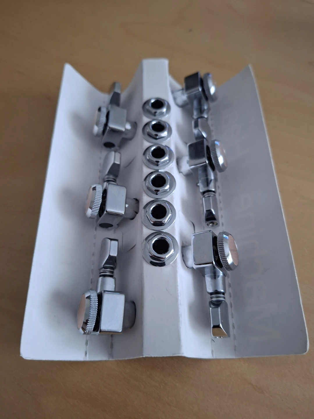 Music Store locking tuners 6 string - photo 3