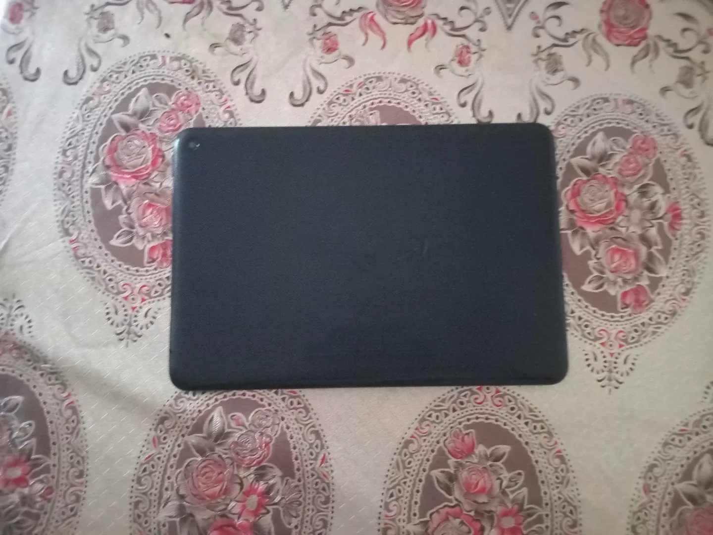 Amazon Fire HD 8 Tablet – Excellent Condition - photo 2