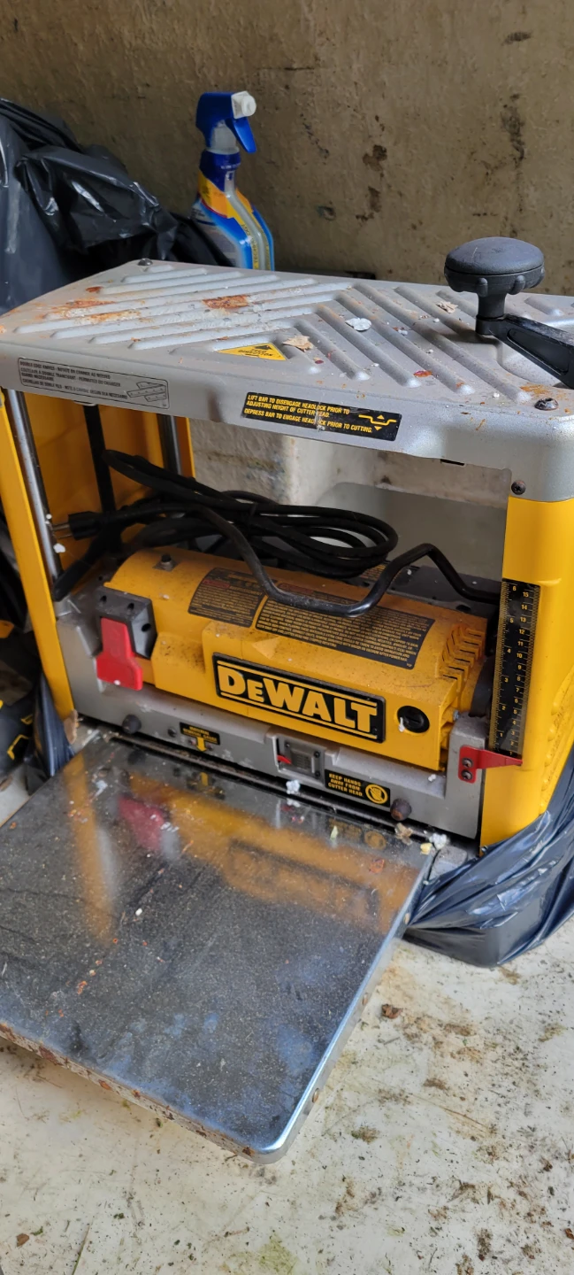 Dewalt wood planer - photo 2