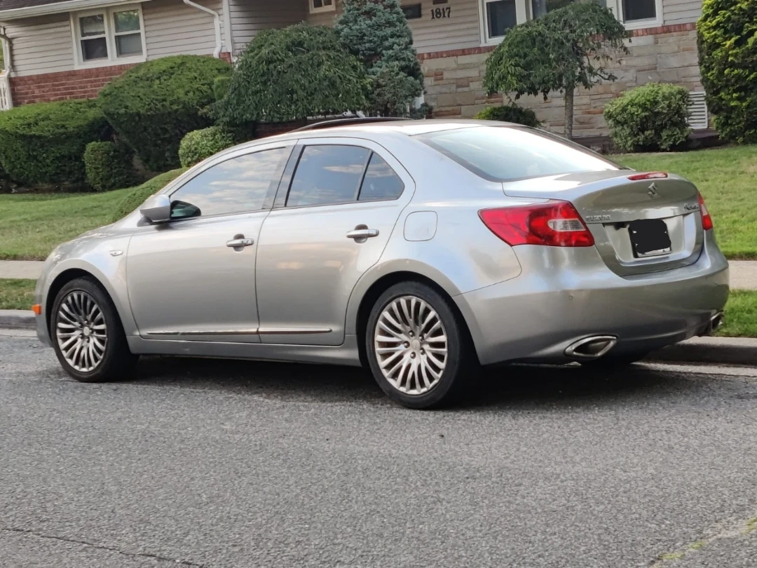 2010 Suzuki Kizashi - photo 5