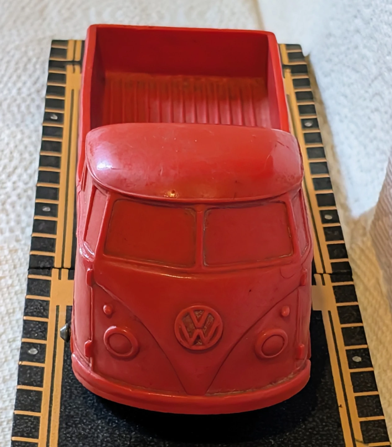 Vintage Red Tomte-Laerdal Volkswagen Pickup Truck Toy - photo 3