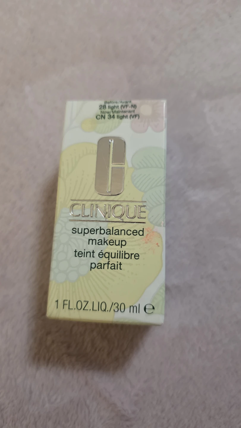 Clinique Superbalanced Makeup Foundation CN 34 Light