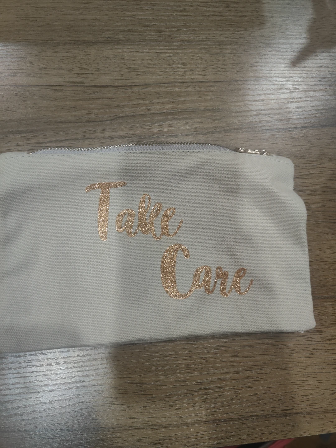 Pink canvas pouch with 'MOM' lettering - photo 2