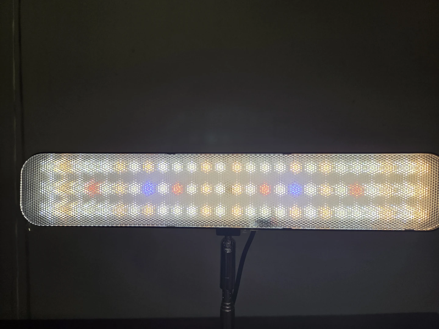 LED indoor plant grow light - photo 5