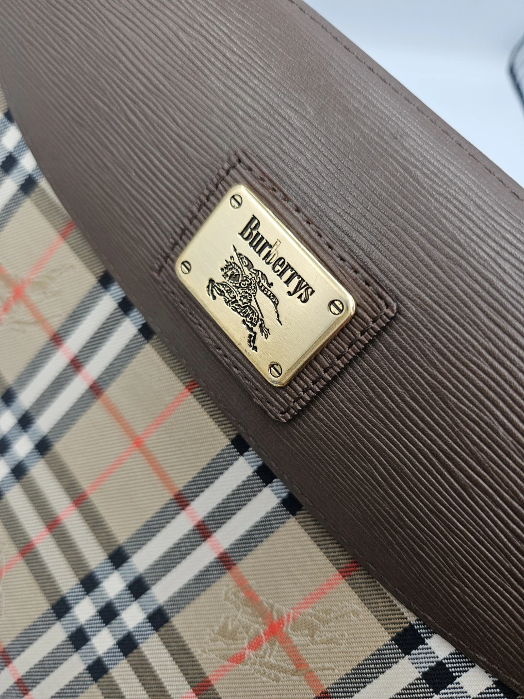 Burberrys Clutch Bag - photo 3
