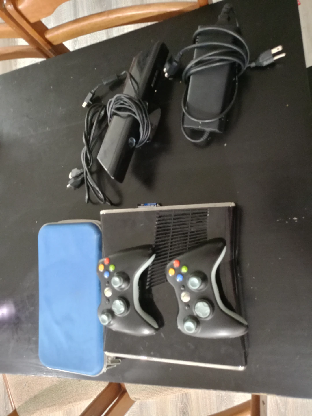 Xbox 360 Console Bundle with Two Controllers