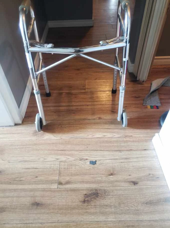 Home Medical Equipment like new - photo 4