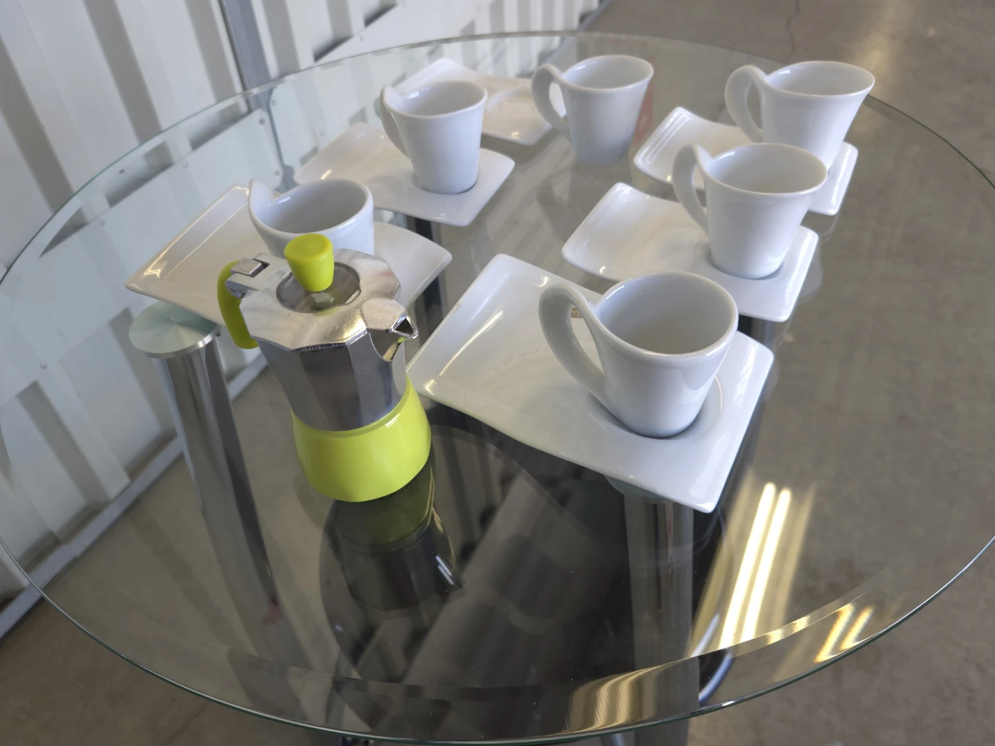 Mini Pot with 6 Cups and Saucers - photo 2