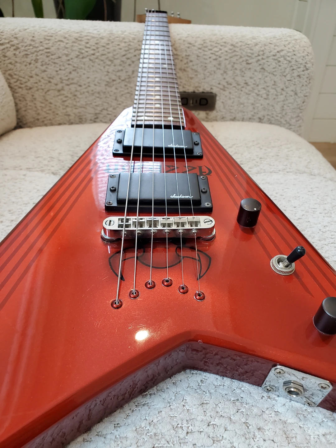 Jackson Rhoads JS30 V Guitar (2007) Metallic Red - photo 2