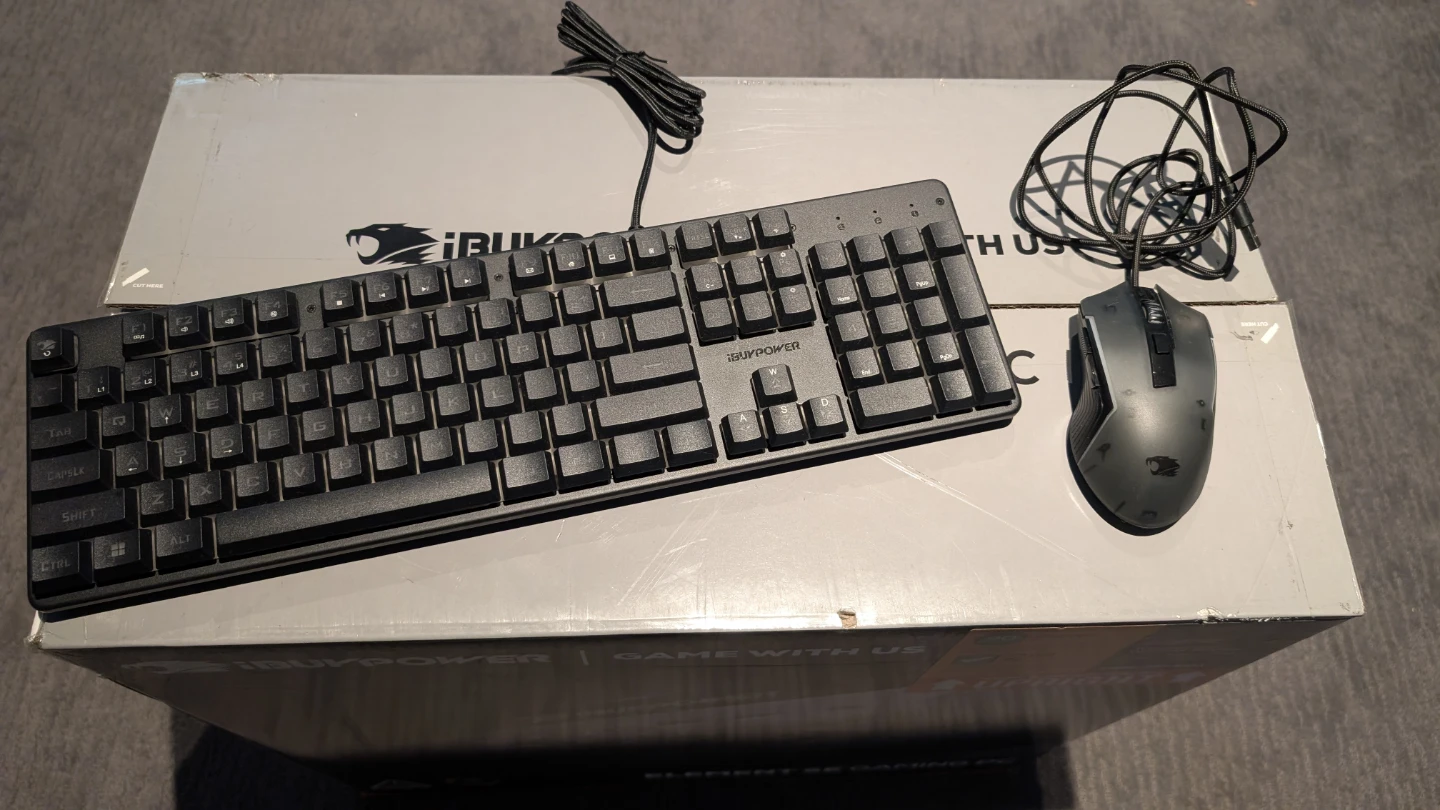 Xbox series S + Keyboard and mouse - photo 4
