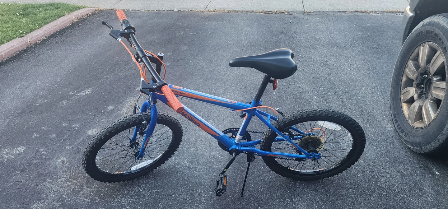 Boys 20 inch Mondo Blue & Orange Bike - photo 2