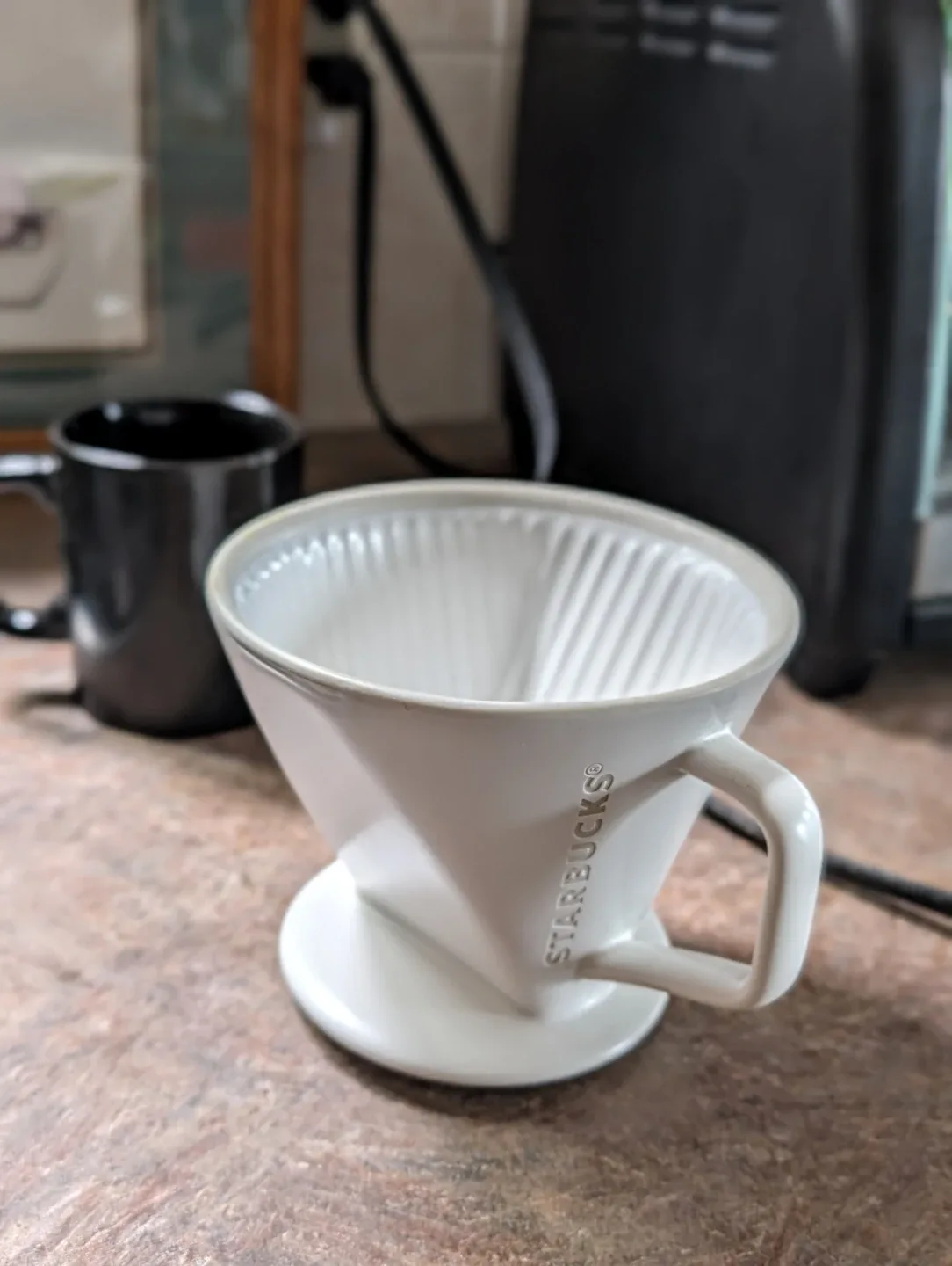 Starbucks Ceramic Pour Over Coffee Dripper - photo 2