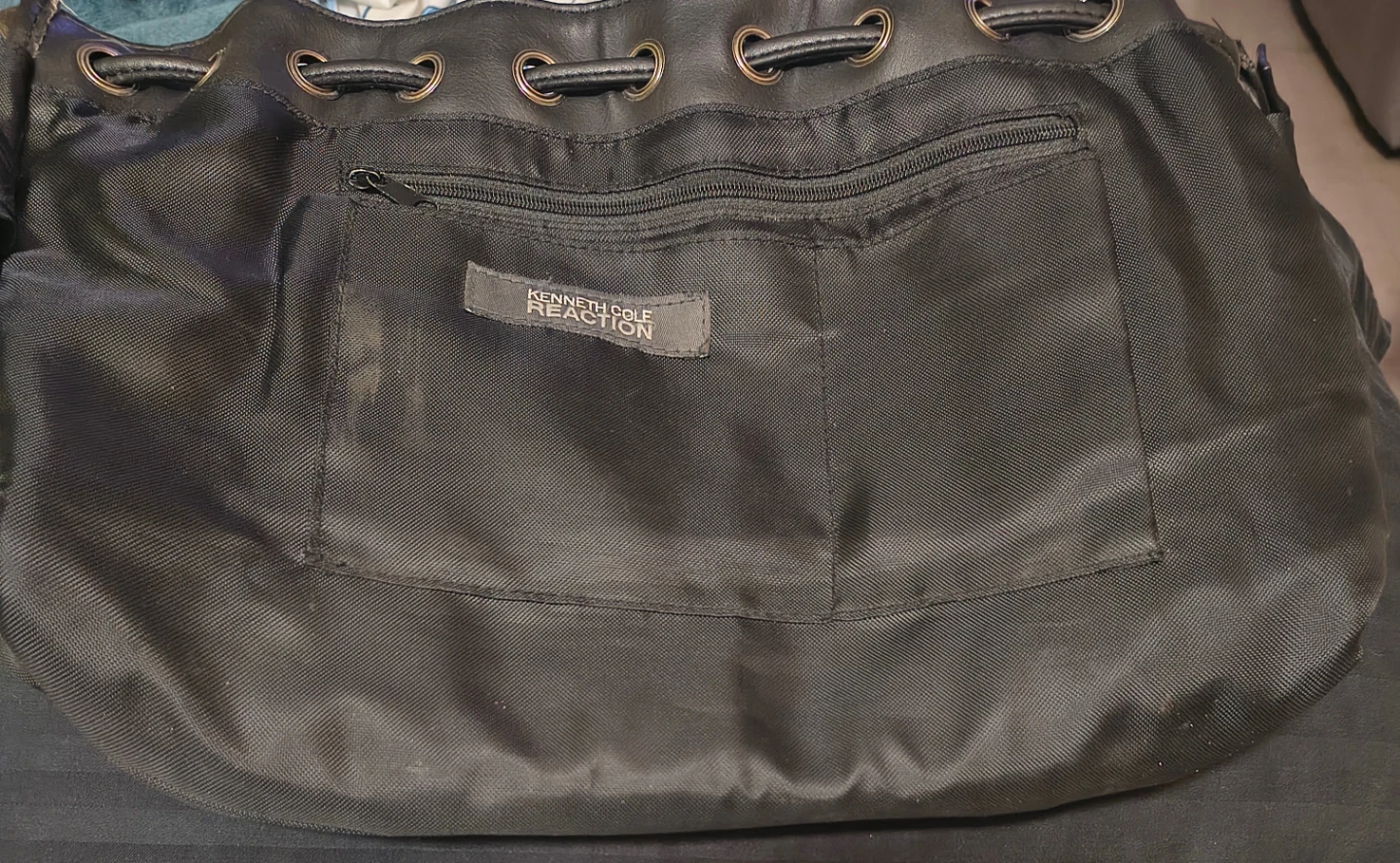 Black Leather Drawstring Shoulder Bag - photo 3