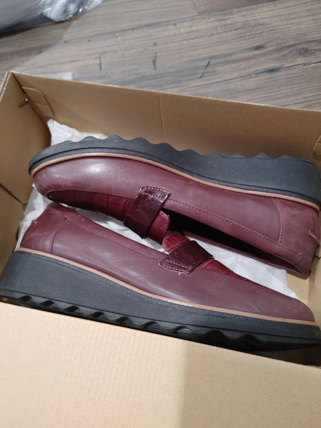 🧡WOMENS CLARK GENUINE BURGUNDY LEATHER SHOES LIKE NEW SIZE 9.5W