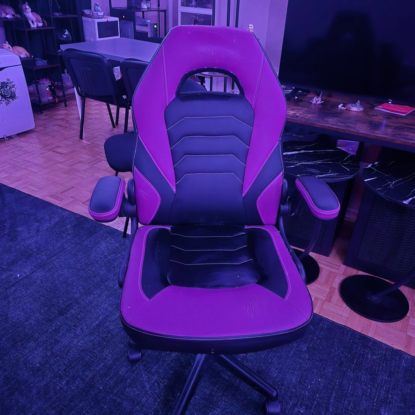 Purple comfy desk chair