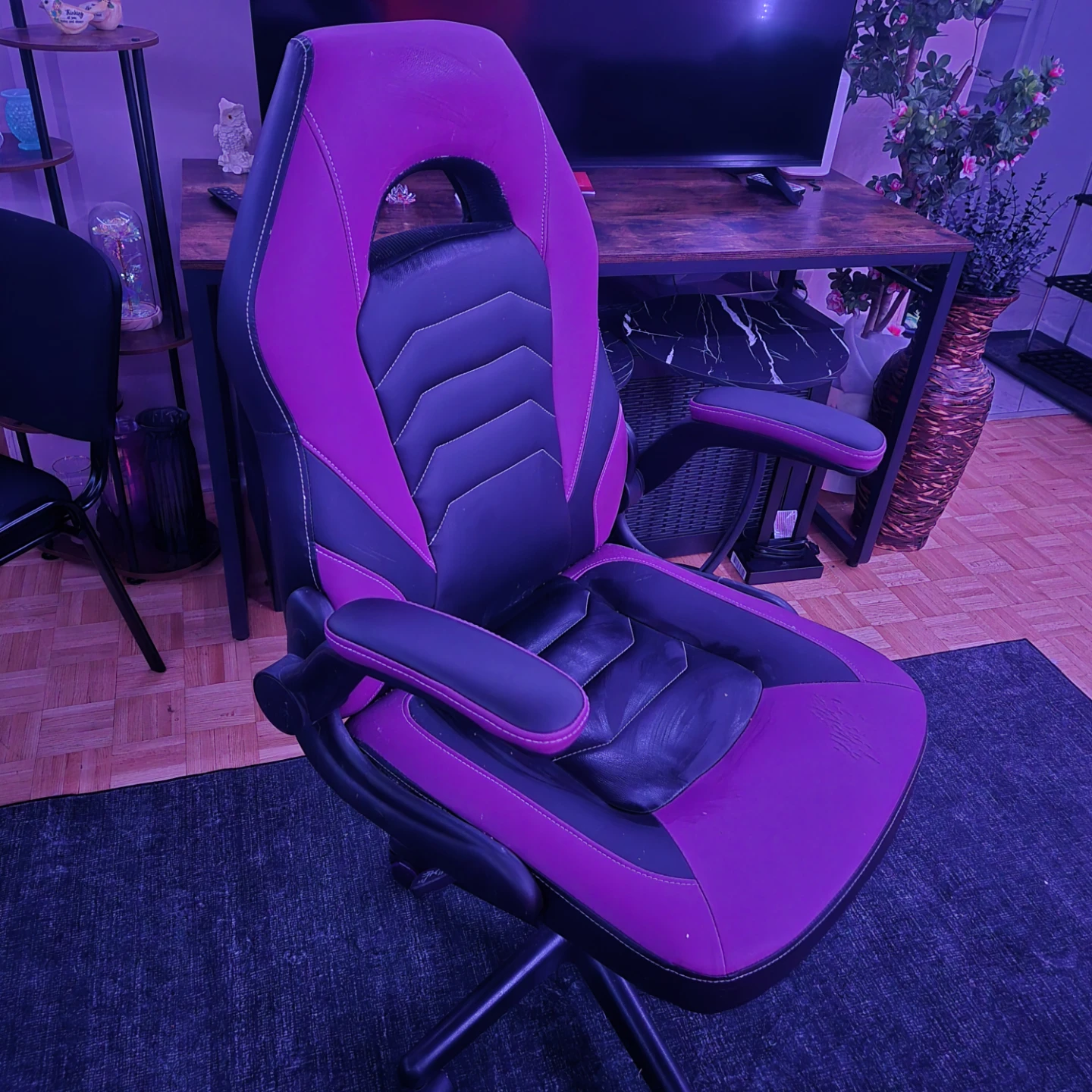Purple comfy desk chair - photo 2