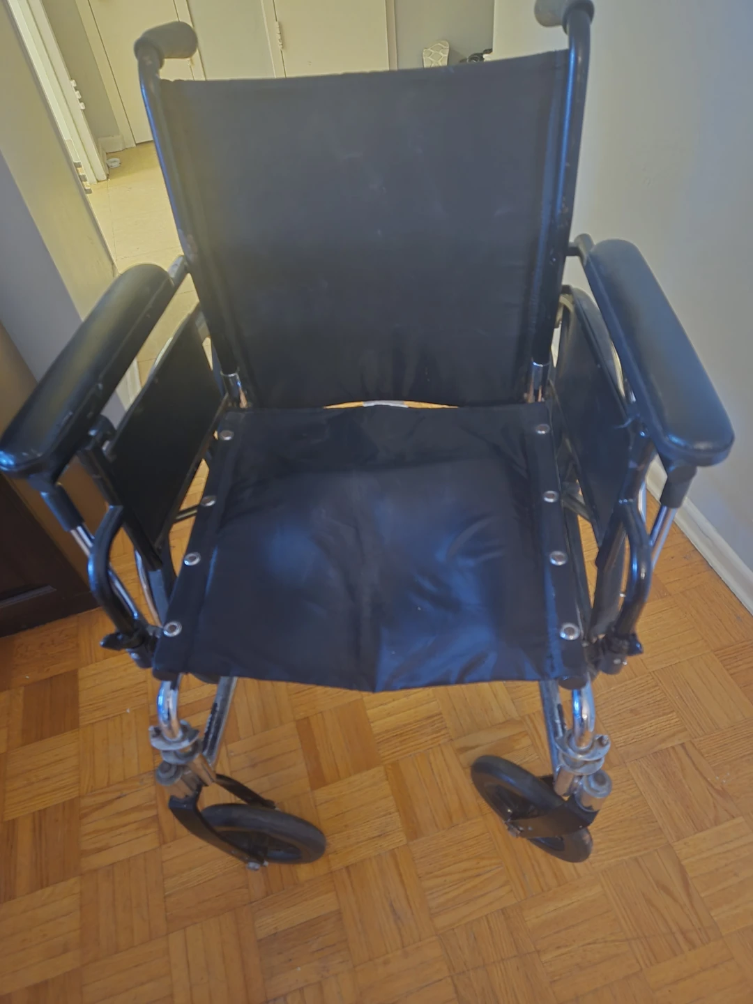 Black Wheelchair - photo 2