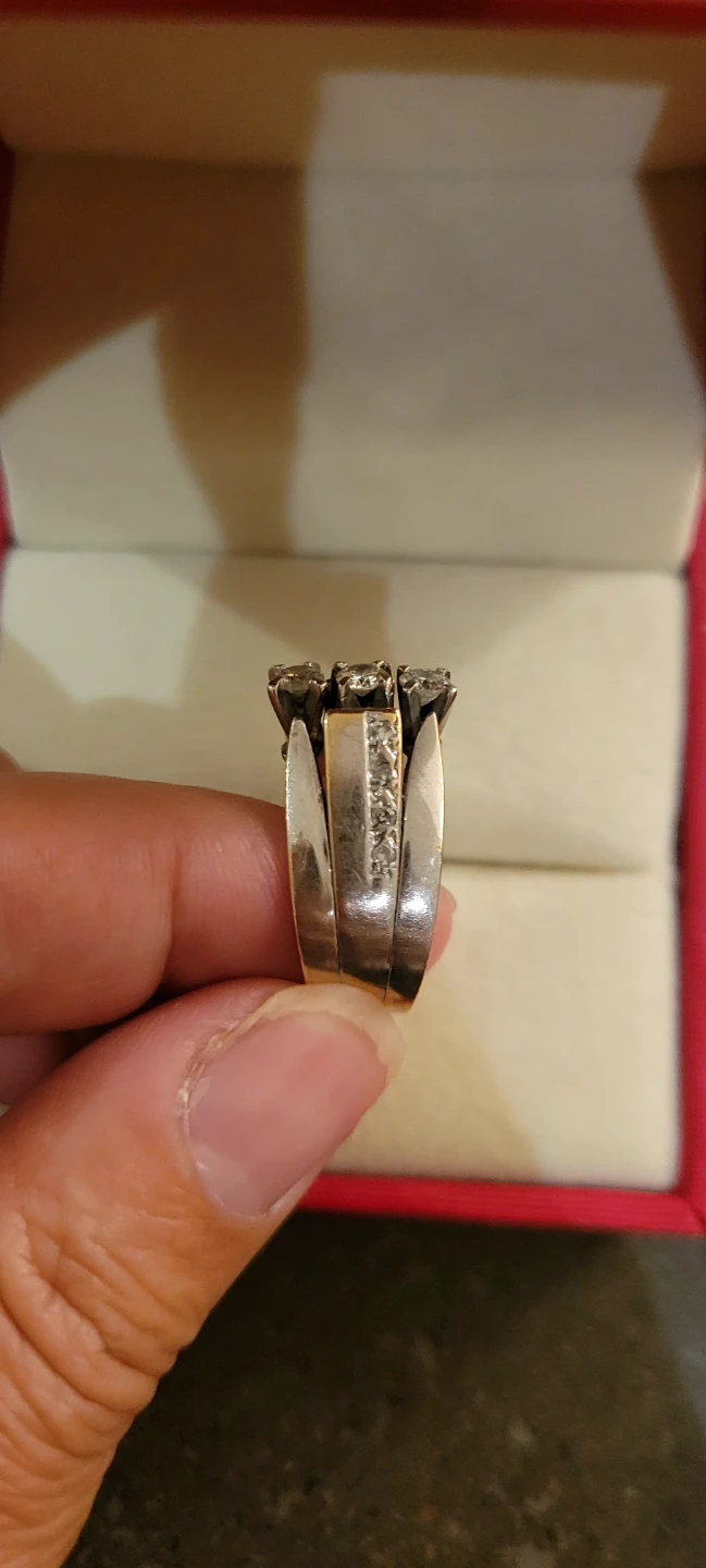 Vintage 10K White Gold Diamond triple Ring - photo 5