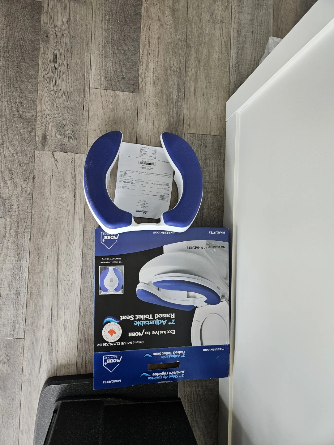 2 inches Adjustable Raised Toilet Seat $18 - photo 2