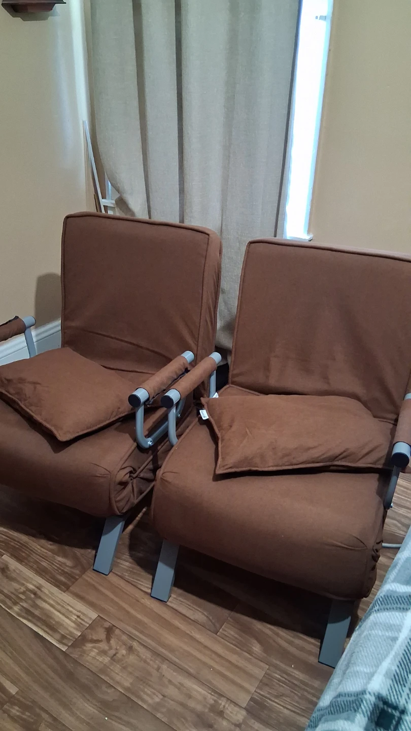 Foldable sleeper chairs (Set of 2)