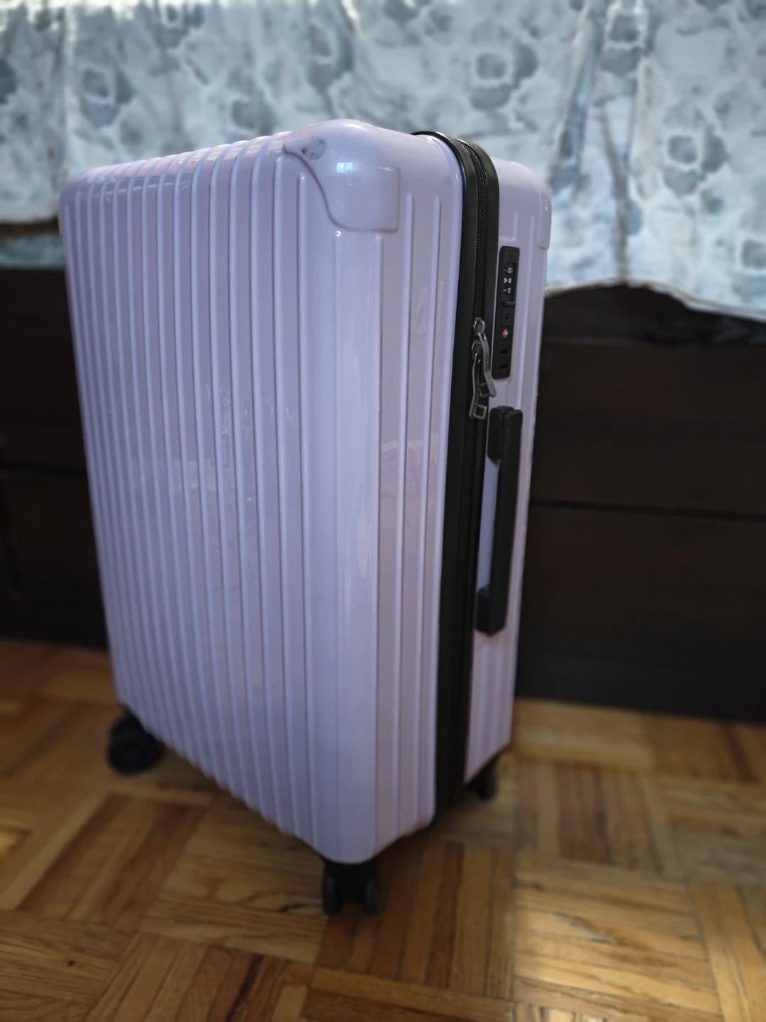 Lavendar Hardshell Luggage - photo 2
