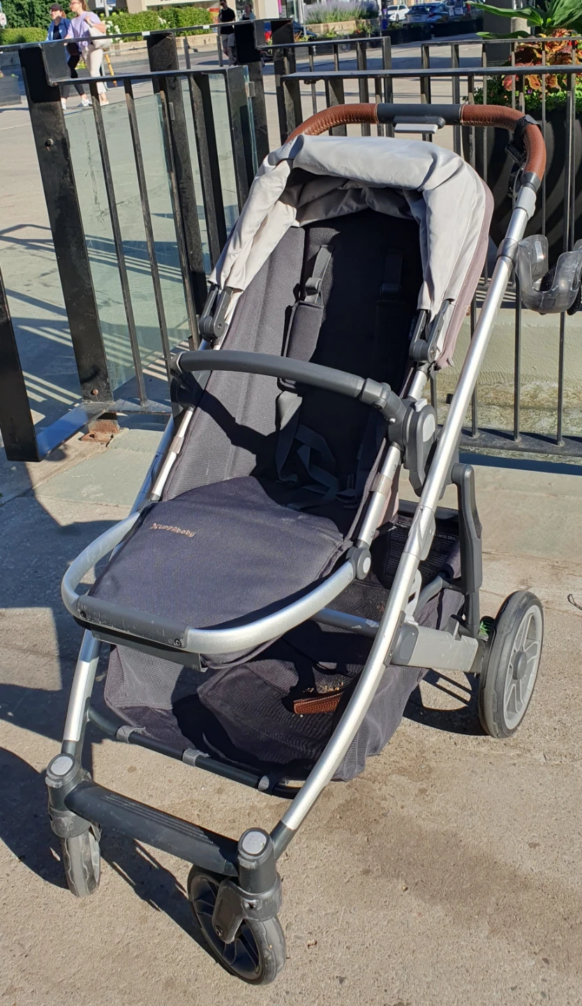 UPPAbaby cruz v2 stroller