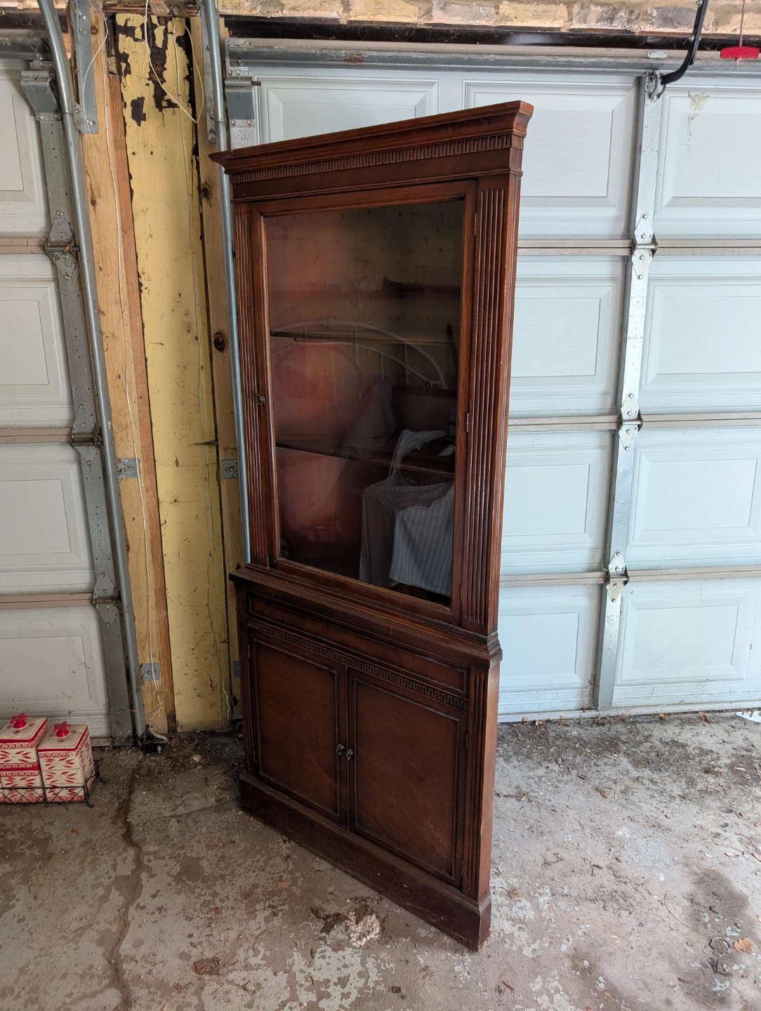 Vintage 70s Greek Oriental Display Cabinet
