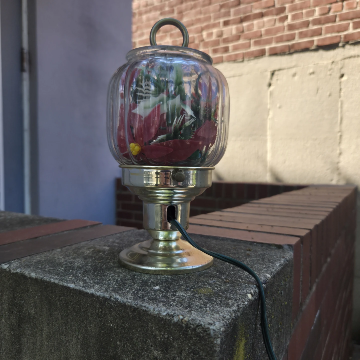 Vintage Twinkling Christmas Lamp - photo 2