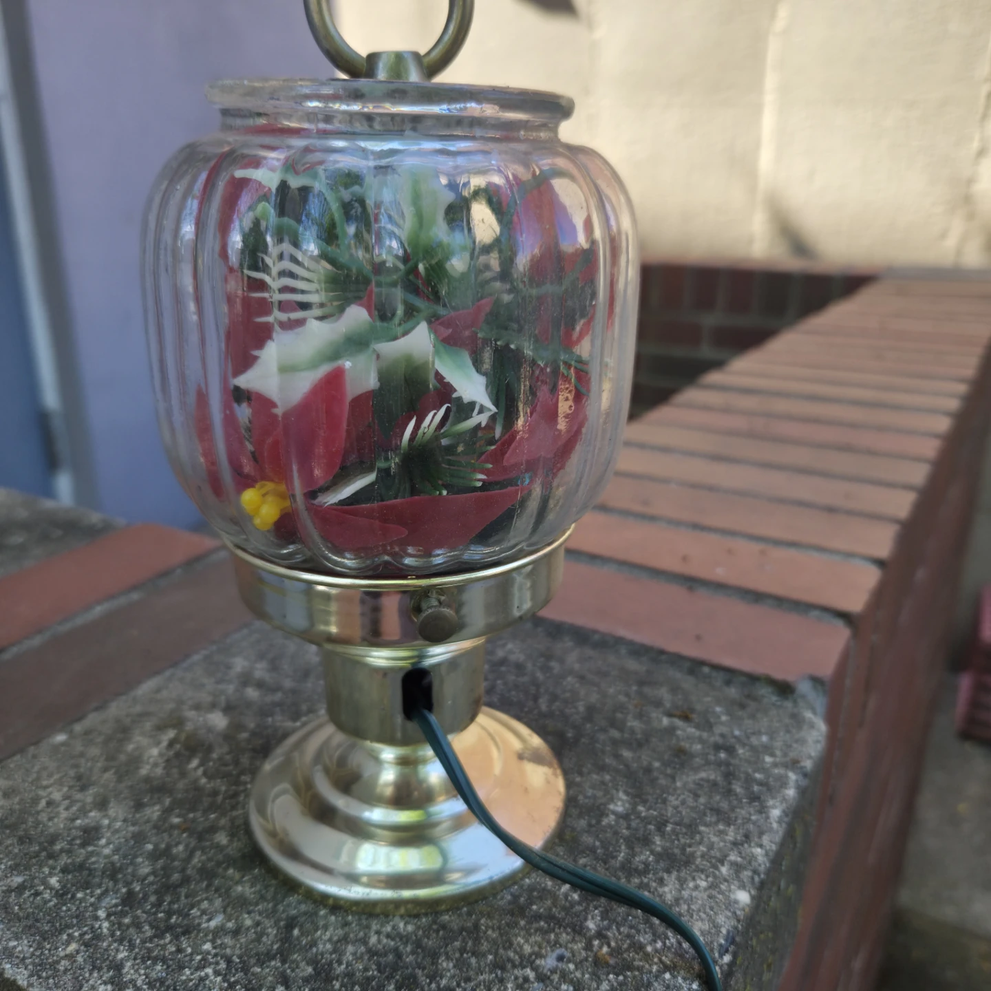 Vintage Twinkling Christmas Lamp - photo 3