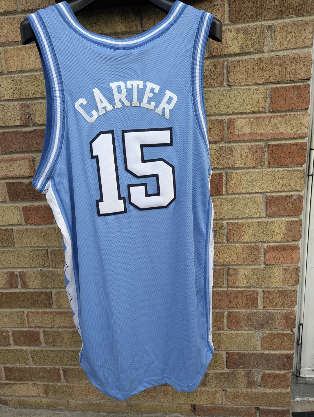 Autographed North Carolina Vince Carter 15 Jersey - photo 2
