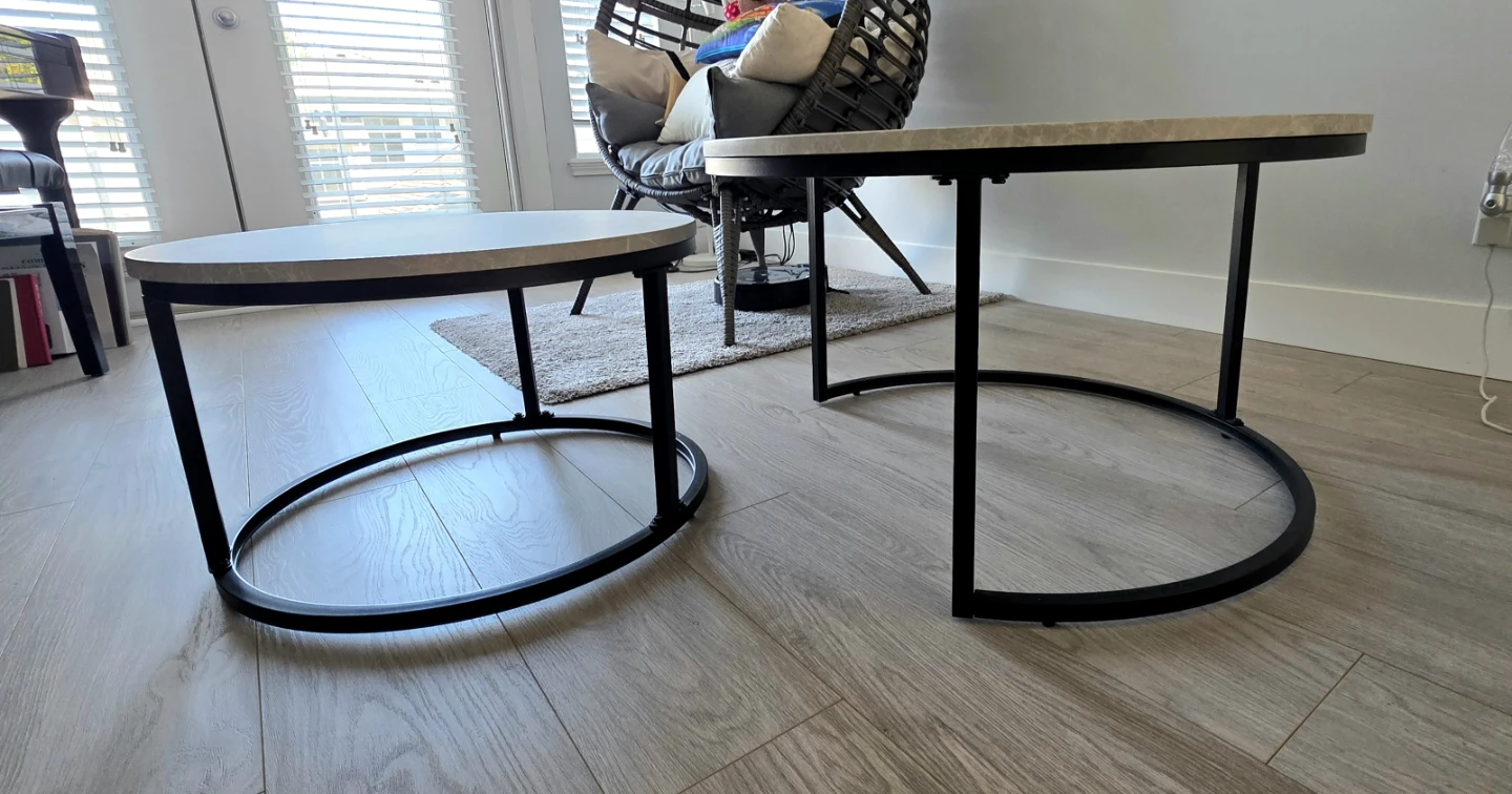 Set of 2 Round Nesting Coffee Tables