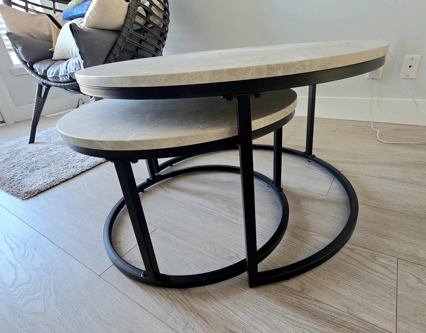 Set of 2 Round Nesting Coffee Tables - photo 3