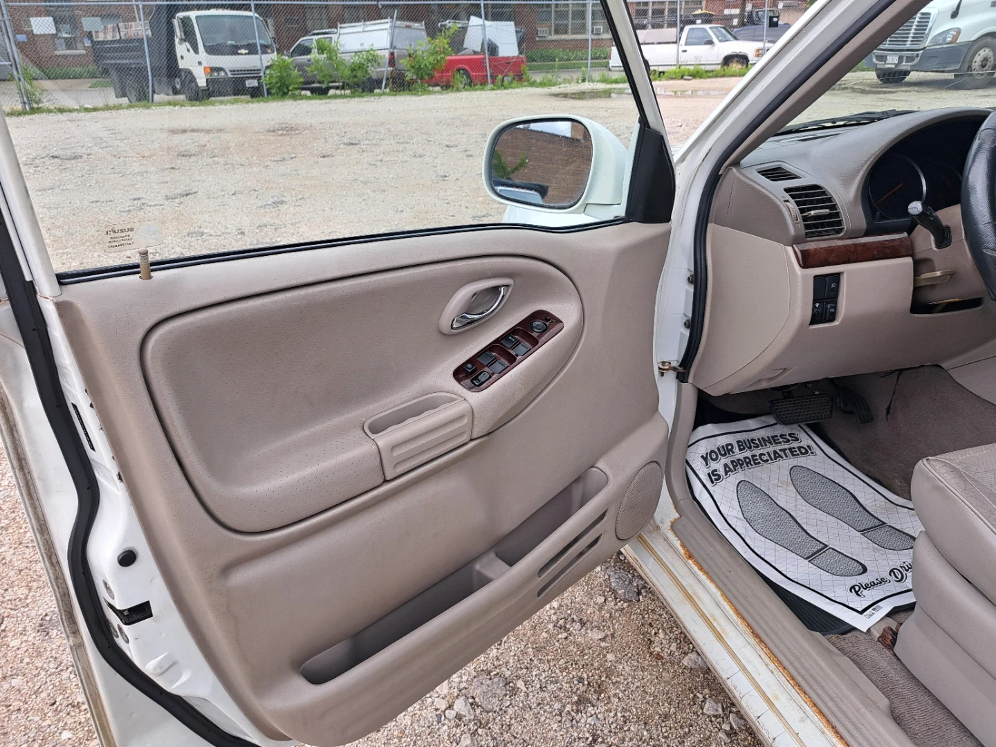 2004 Suzuki xl7 - photo 5
