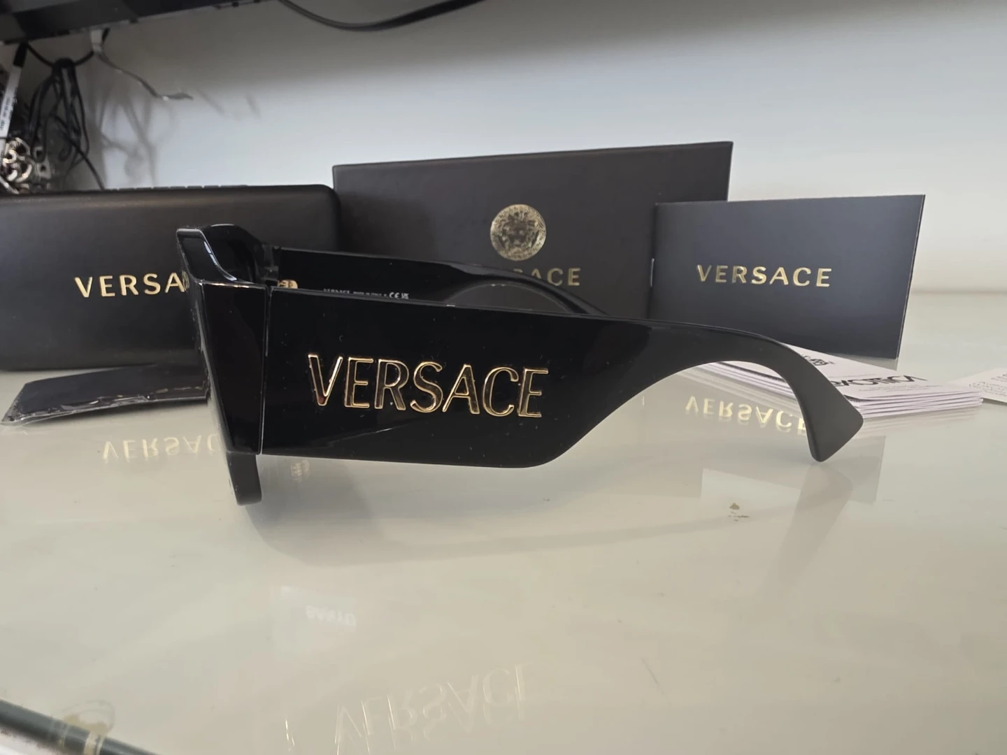 Versace Sunglasses - photo 4