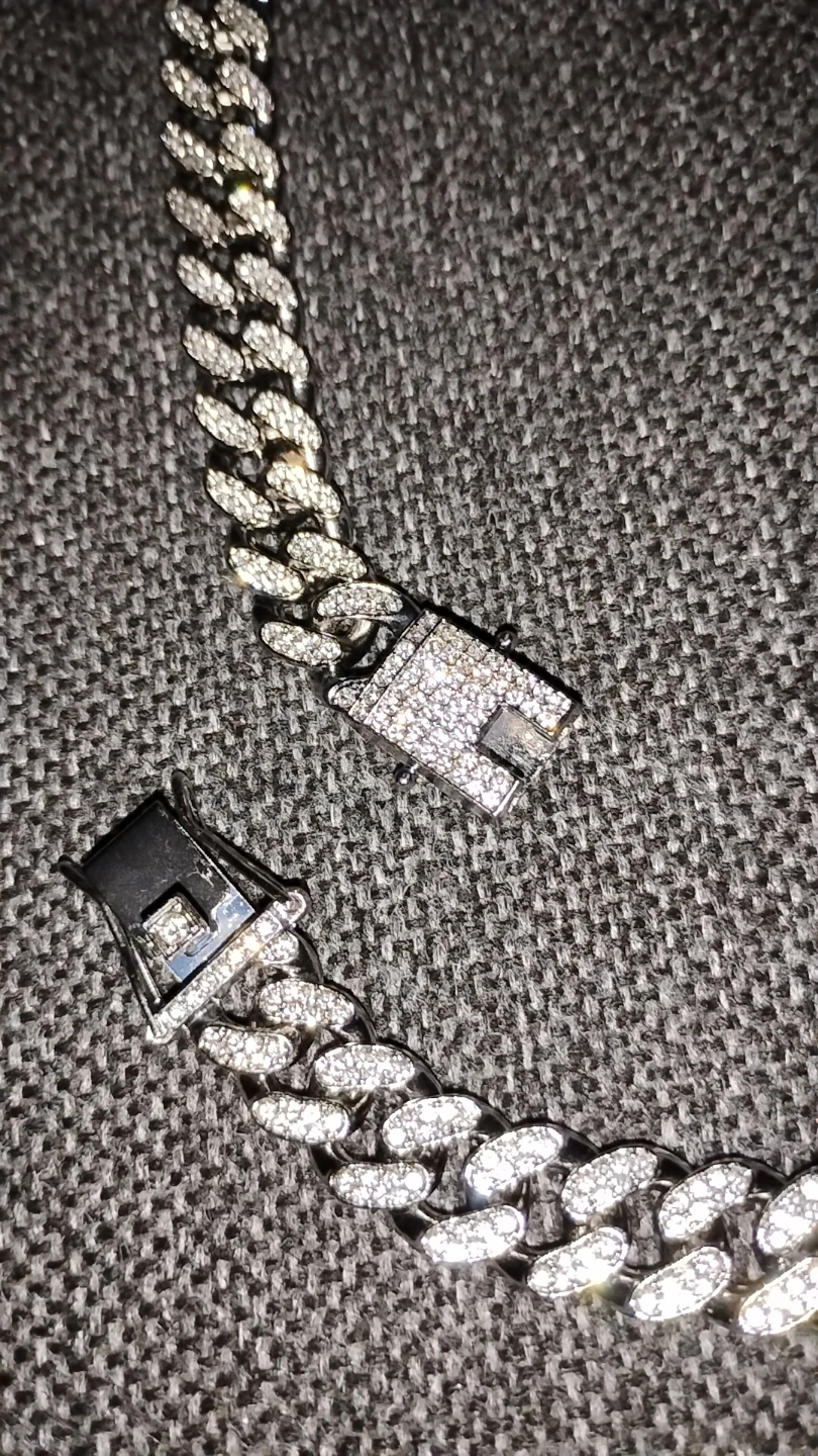 Cuban Link Chain Necklace with Rhinestones - photo 3