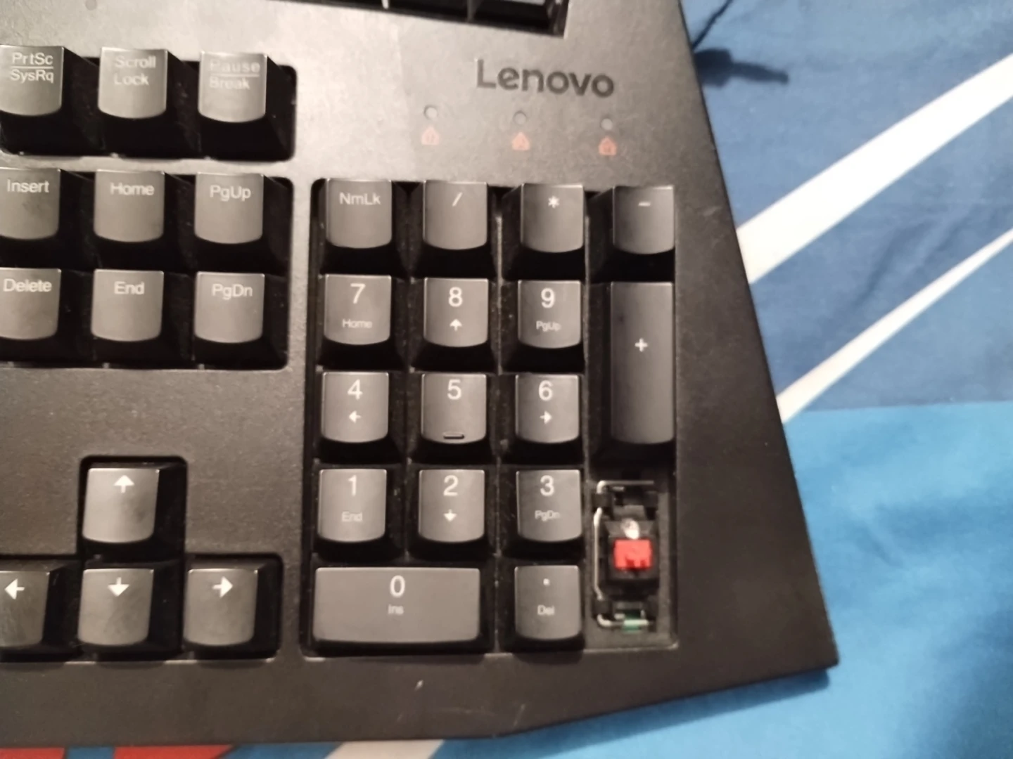 Lenovo Gaming Keyboard - photo 2