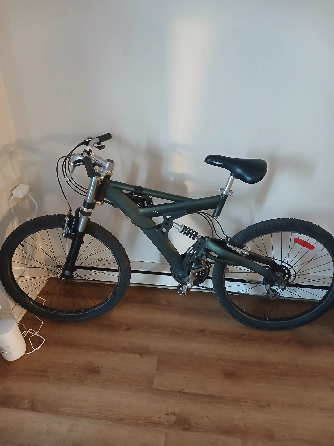 Mountain Bike - Full Suspension