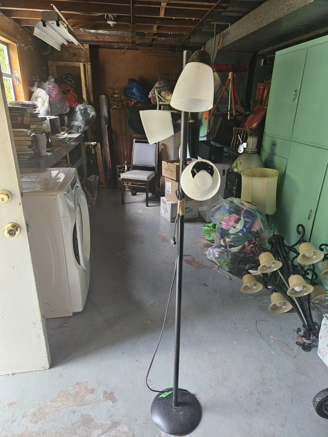Black Floor Lamp with 3 Adjustable Heads - photo 5