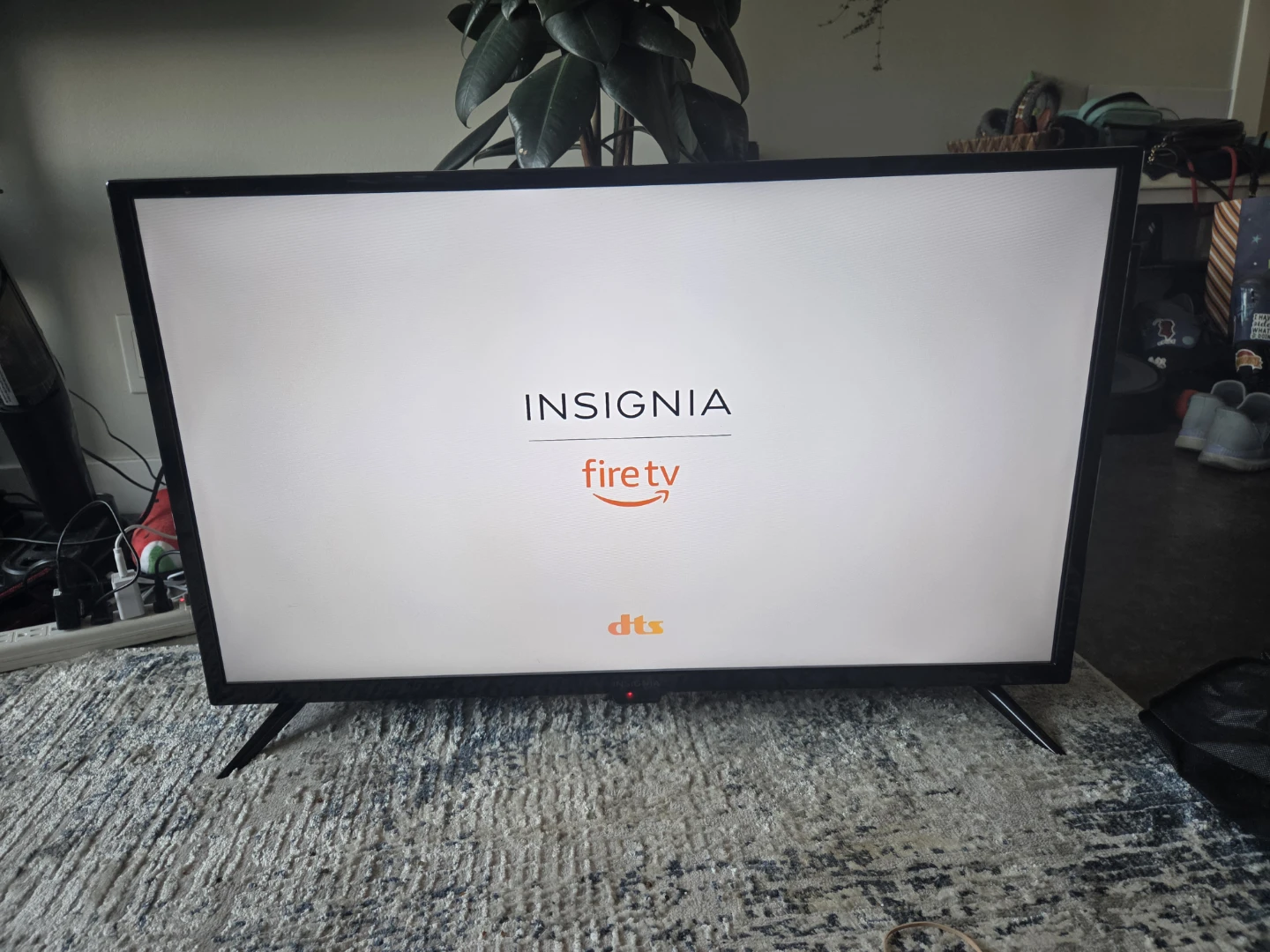 Insignia Fire TV + Remote