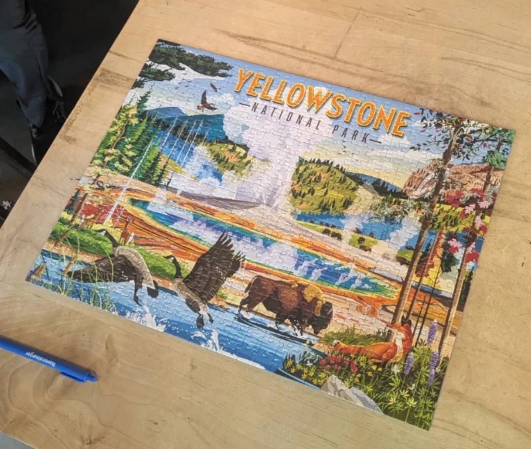 Ravensburger Yellowstone National Park 500 Piece Puzzle - photo 2