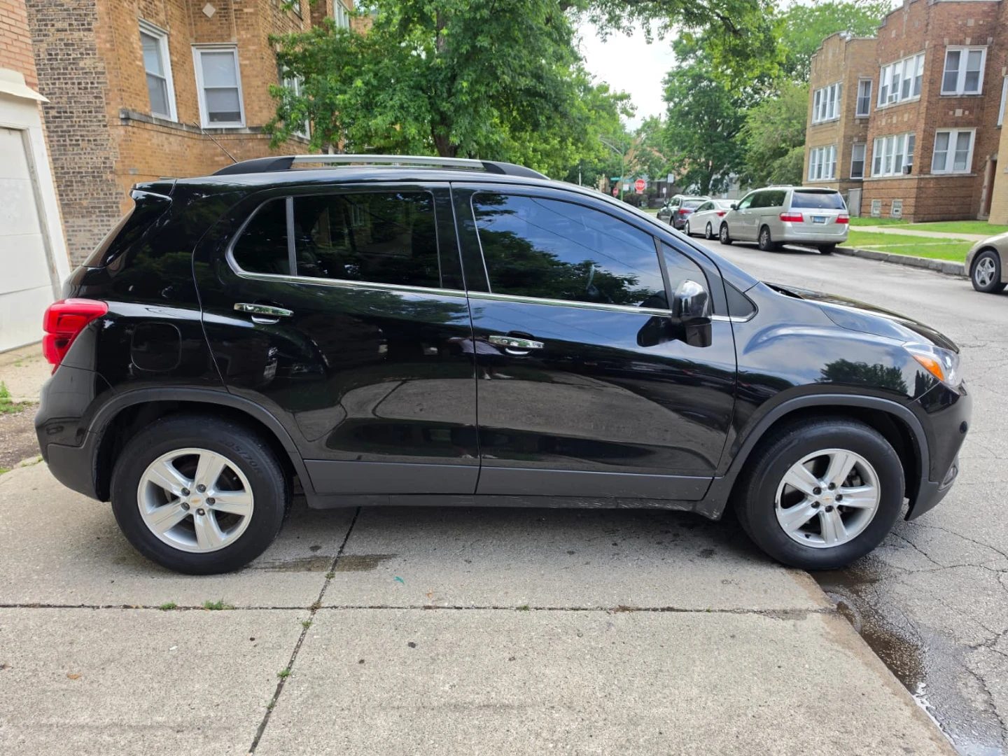 Black Chevrolet Trax LT SUV - photo 4