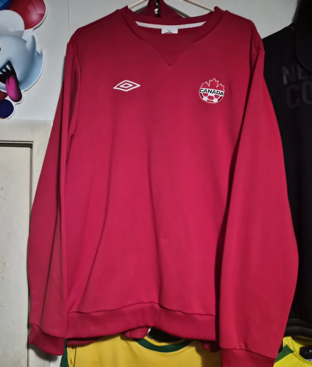 Umbro Canada soccer Crewneck  Sweatshirt