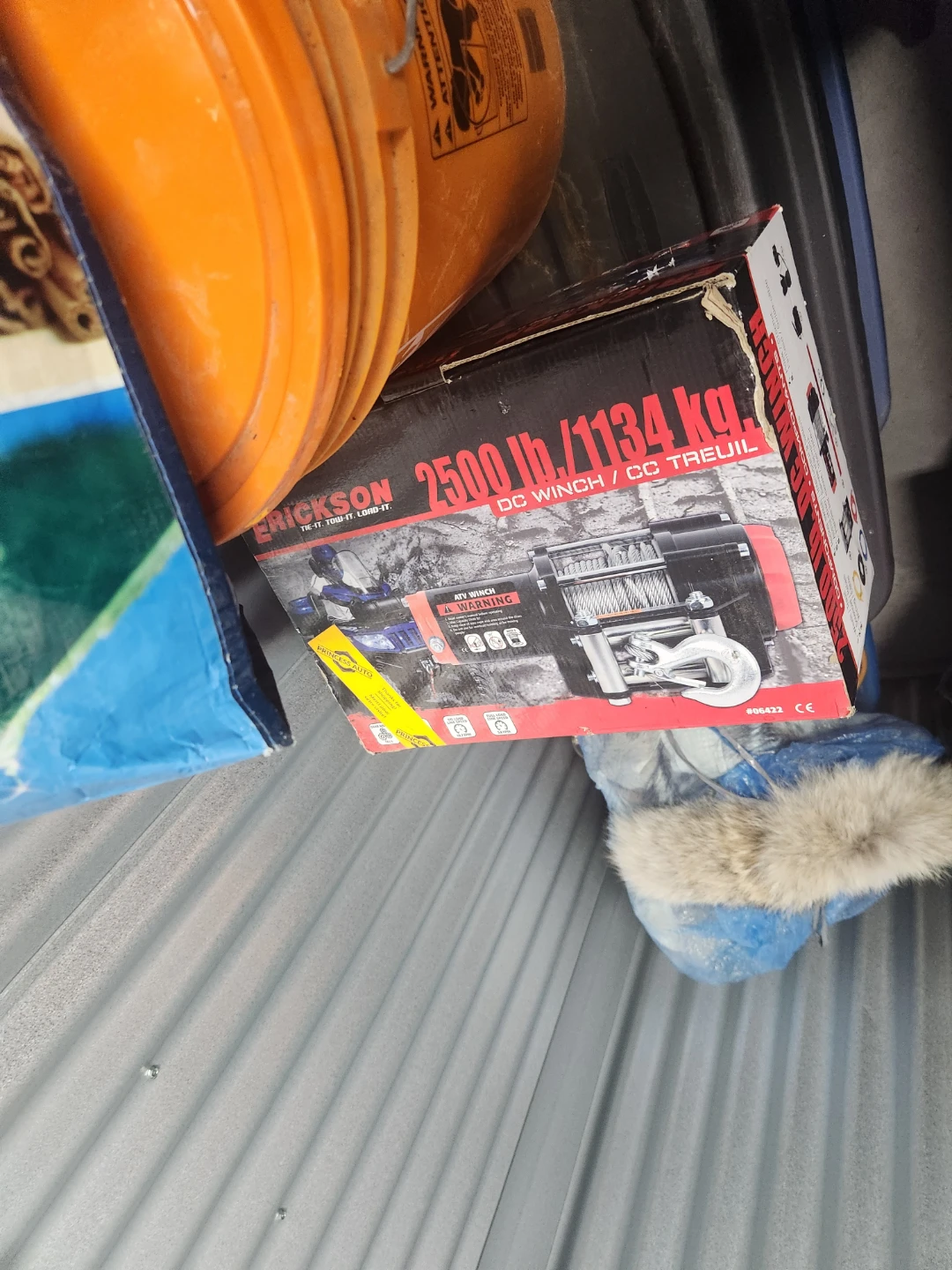 Brand New Erickson 2500lb 12V DC Winch - photo 2